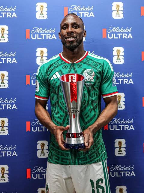 Beciezen's tweet photo. @callodehacha Felicidades mi negrito bailarín… de noche futbolista… en @X todo un putote https://t.co/j8GMJwf7tO