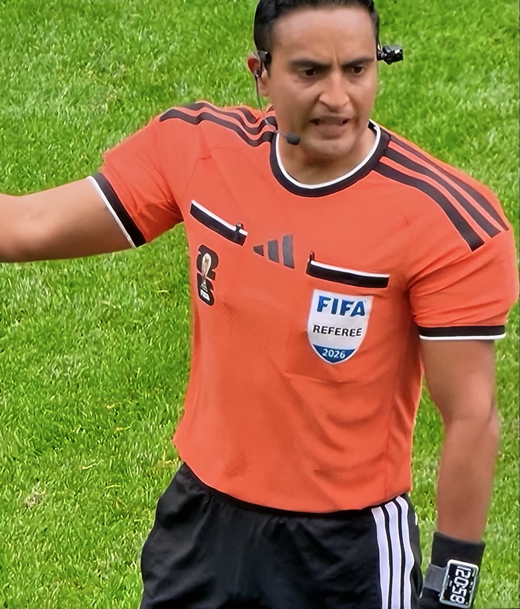 simonwhitaker's tweet photo. Great to see that the ref of Belgium v Senegal had Eddie Halls shoulders!! https://t.co/59zWrM9WiL