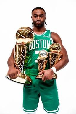 celticsbuddy's tweet photo. To a true Celtics legend, thank you for all the memories, moments, success, fun, highlights, and everything you’ve done for Boston. Especially helping raise banner 18. We love you champ. Thank you JB @FCHWPO we will miss you https://t.co/xOiz1b6fVF