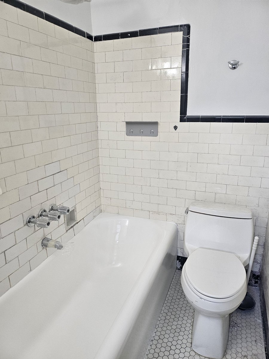 SimplyKattoo's tweet photo. Yeahhhhhhh baby
I #renovated that https://t.co/HnHtozkQM4