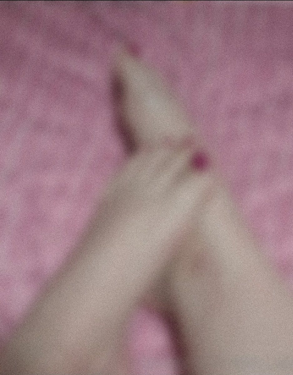 sherry_deboisxo's tweet photo. And in case you are wanting a taste of the full shoot , I'm feeling nice 😏
⬇️Click below to get the full unblured collection 🫦
#findom #paypigs #footfetısh #footworship #sugardaddy #nsfwtwtًً #OFhottie #OnlyFans https://t.co/DMrcbr2dDa