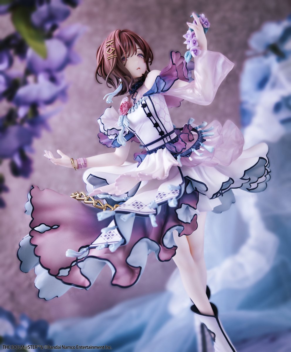 mega_hobby's tweet photo. 【#シャニマス】
Lucrea アイドルマスター シャイニーカラーズ 
樋口円香【Merry】 

詳細公開！

衣装「パルミエーレインビュー」を身に纏う樋口円香を魅力たっぷりに立体化！
躍動感あるポージング、衣装の造形はもちろん指先までこだわった緻密な彩色は必見！

2026年7月3日13時予約開始となります！
https://t.co/mklWY4x3Pl

#idolmaster #メガハウス