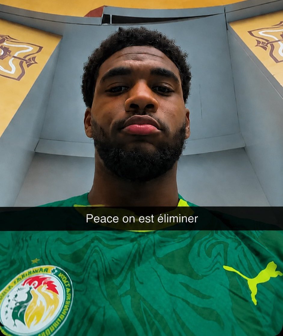 ActuFootMaroc's tweet photo. 🚨🚨 𝗨𝗥𝗚𝗘𝗡𝗧 : LE SNAP DE IBRAHIM MBAYELIMINÉ 🇸🇳 APRÈS LE PENALTY DE YOURI TIELEMANS !!! 😳😳🇧🇪 https://t.co/ein8X4Siqq
