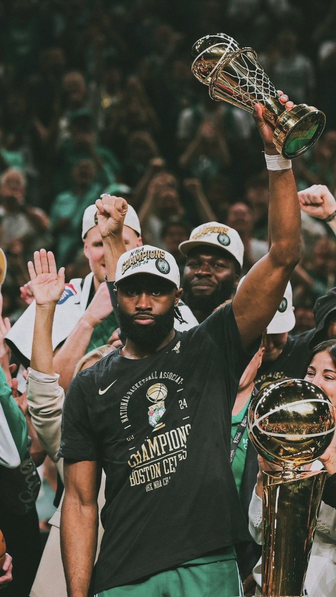 msriannbakes's tweet photo. we love you, @FCHWPO  
you will go down as one of the best celtics of all time and your number will hang in the garden someday.
you did so much for the city of boston and so much for the fans. 
please come back one day. we’ll miss you so much. https://t.co/wQtm385a60