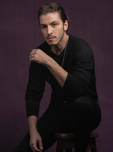 Liannarka's tweet photo. I want see him as Murad Hudavendigar (I hope will see series about him). #KuruluşOrhan #kurulusOsman https://t.co/Q3e6dhnN5g