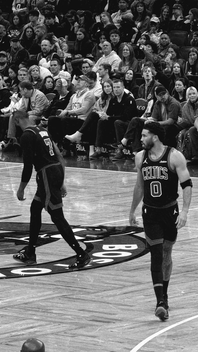 Celtics_Fra's tweet photo. On ne verra plus jamais ces deux là sous le même maillot. C’est absolument infâme comme nouvelle. 💔 https://t.co/633v838koZ