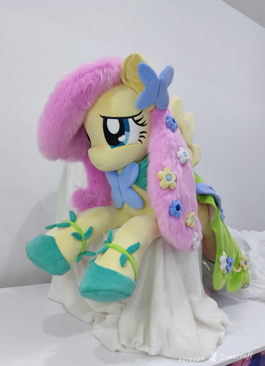 _LanaCraft's tweet photo. Fluttershy in her Gala Dress… and a Little More https://t.co/exthEJ54Cn
💛 #mlpfim #plush https://t.co/1UOxJAmYHd
