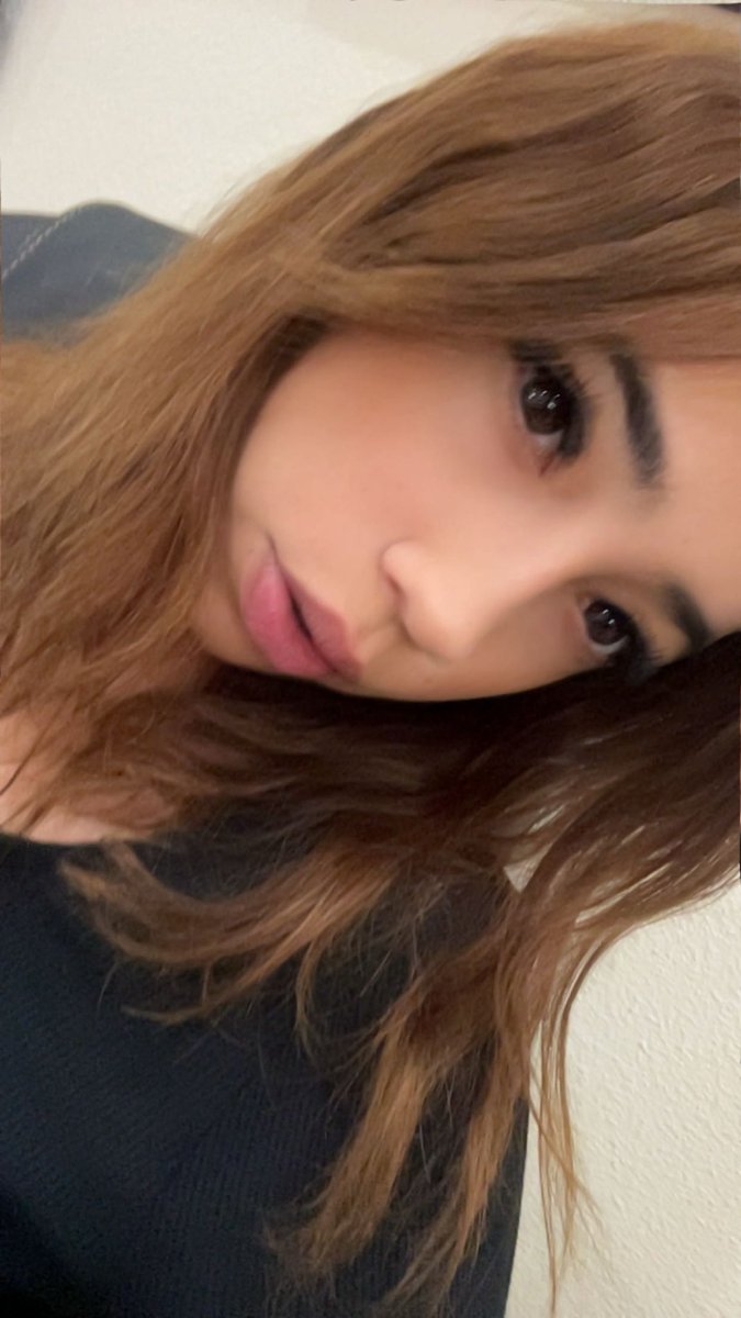 thebabyroxy's tweet photo. daddy your slut needs more dick..
#Viral #latina #slut #cnc https://t.co/wABzb3ZoZk