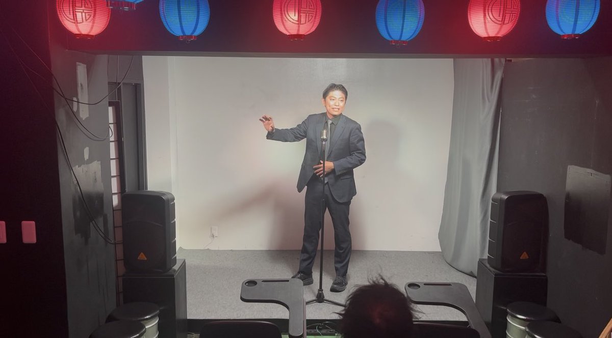 nikun0812's tweet photo. 朝漫談初日、前日急遽決まったライブに関わらず雨の中来てくれた方々、ホントありがとうございます🔺

差し入れまで🙏

朝活にどーですか皆さん🐔

#漫談王 https://t.co/z5iWwBqEKx