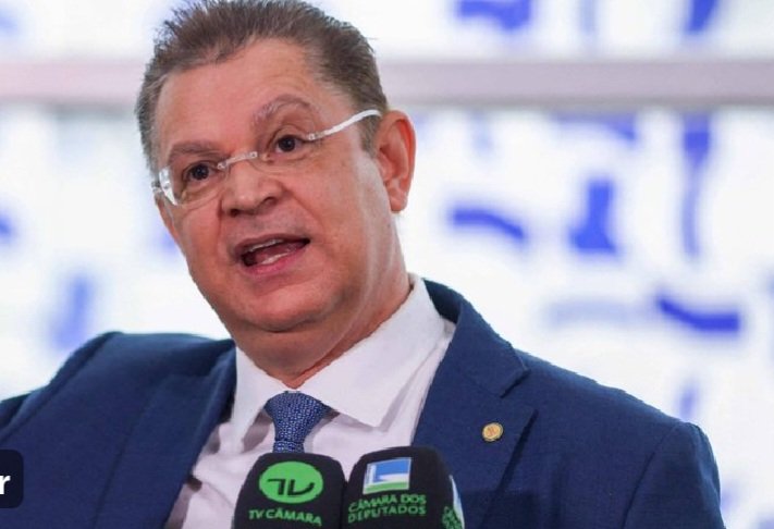 SergioAJBarrett's tweet photo. E A Polícia Federal ESTÁ FALANDO Agora Que Os R$ 430 MIL Encontrados Com O Sóstenes SÃO PROVENIENTES DE DESVIO DE EMENDAS PARLAMENTARES. 
ESSES SÃO OS PASTORES DA EXTREMA DIREITA GOLPISTA E MENTIROSA https://t.co/eld0ekXT6p