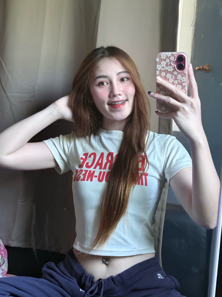 fhasi69's tweet photo. เเตกในเลยแบบนี้ https://t.co/1ozIjCMH8t