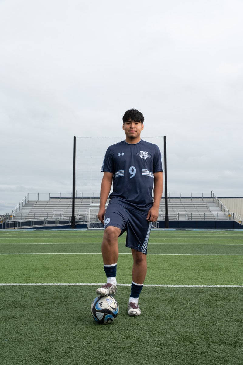 archildrens's tweet photo. Every big dream starts somewhere. ⚽💙

We're cheering on the U.S. men's national soccer team tonight as they compete in the #WorldCup Round of 32 while celebrating the love of the game shared by so many young athletes in our community.

Good luck and go USA! 🇺🇸 https://t.co/eH5I1x6JMV