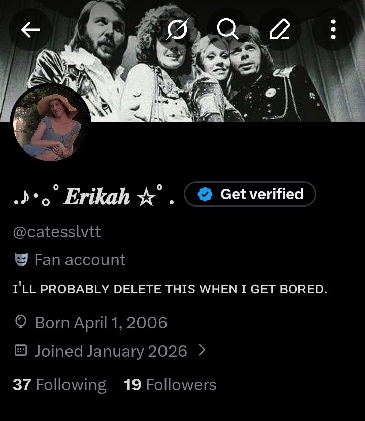 catesslvtt's tweet photo. bam, new pfp https://t.co/WV283eEBoj