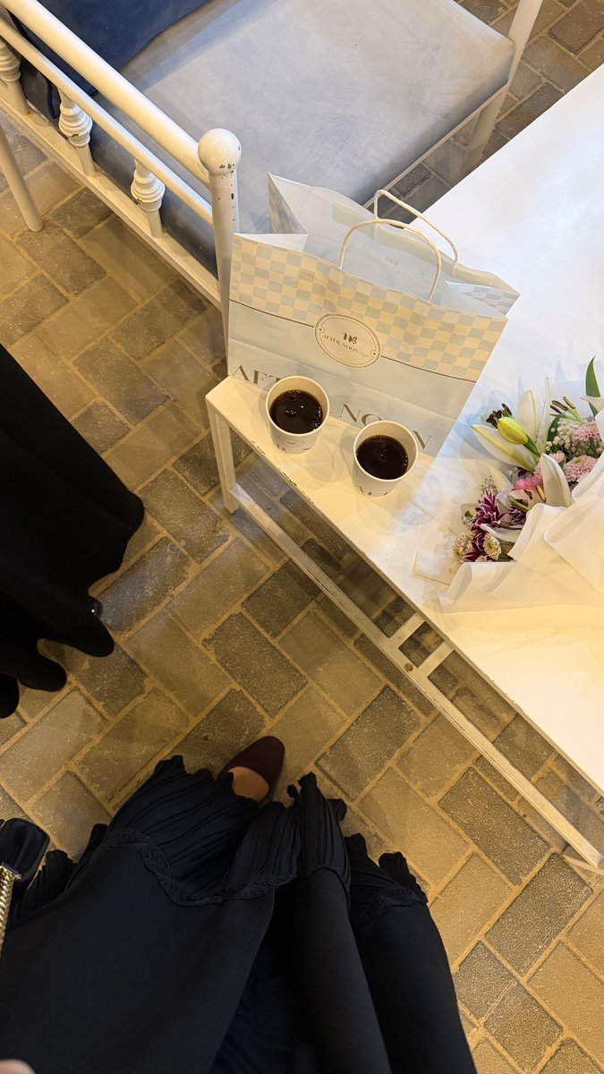 ilil_114's tweet photo. أسعد يوم بلا شك 🩵 https://t.co/ylNn1PW0bC