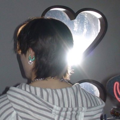 eunoo1a's tweet photo. #NewProfilePic bye bye pride month https://t.co/YfPYLQSGDm