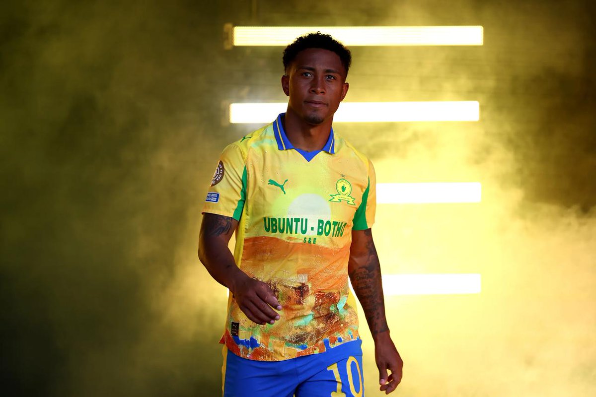 iDiskiTimes's tweet photo. #ICYMI: Mamelodi Sundowns are exploring the possibility of a sensational reunion with Lucas Ribeiro Costa. https://t.co/ZIu1SOn7El https://t.co/zPimlaSUcW