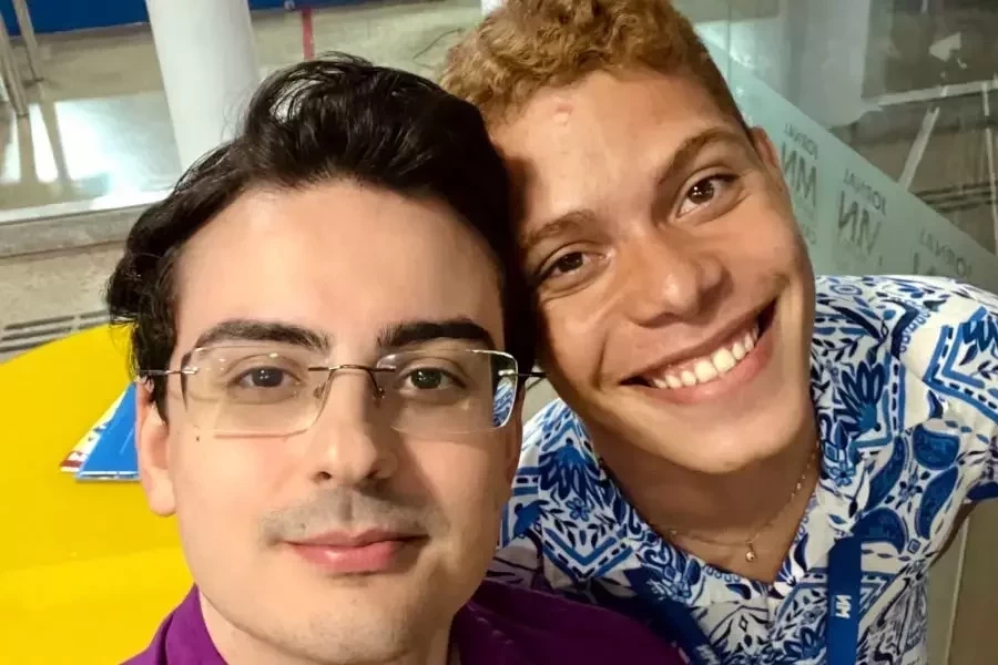 centralreality's tweet photo. Pedro Arimateya se pronuncia após expor relacionamento com Dudu Camargo:

"Essa história é verdade, ela aconteceu. E essa história me pertence, não pertence necessariamente só ao Dudu Camargo!" https://t.co/IM8HJaZv0O