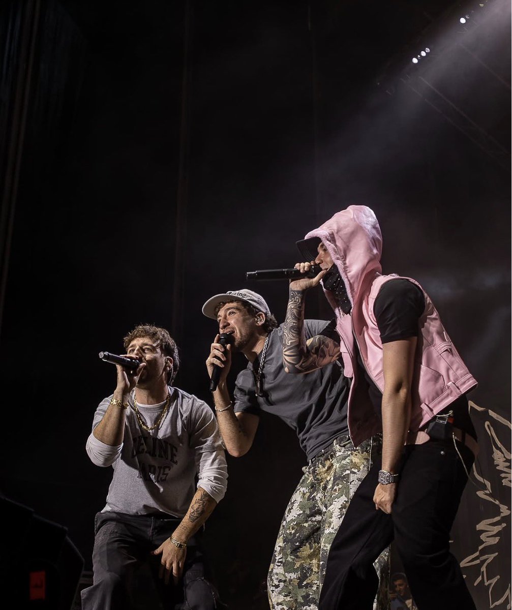 UruguayQuevedo's tweet photo. ¡La Pantera y Lucho RK están confirmados para La Velada del Año 6! 🔥 Además, Ibai comentó que habrá artistas invitados ¿Creen que Quevedo será uno de ellos? 👀🎤 https://t.co/7gu4BPWhim