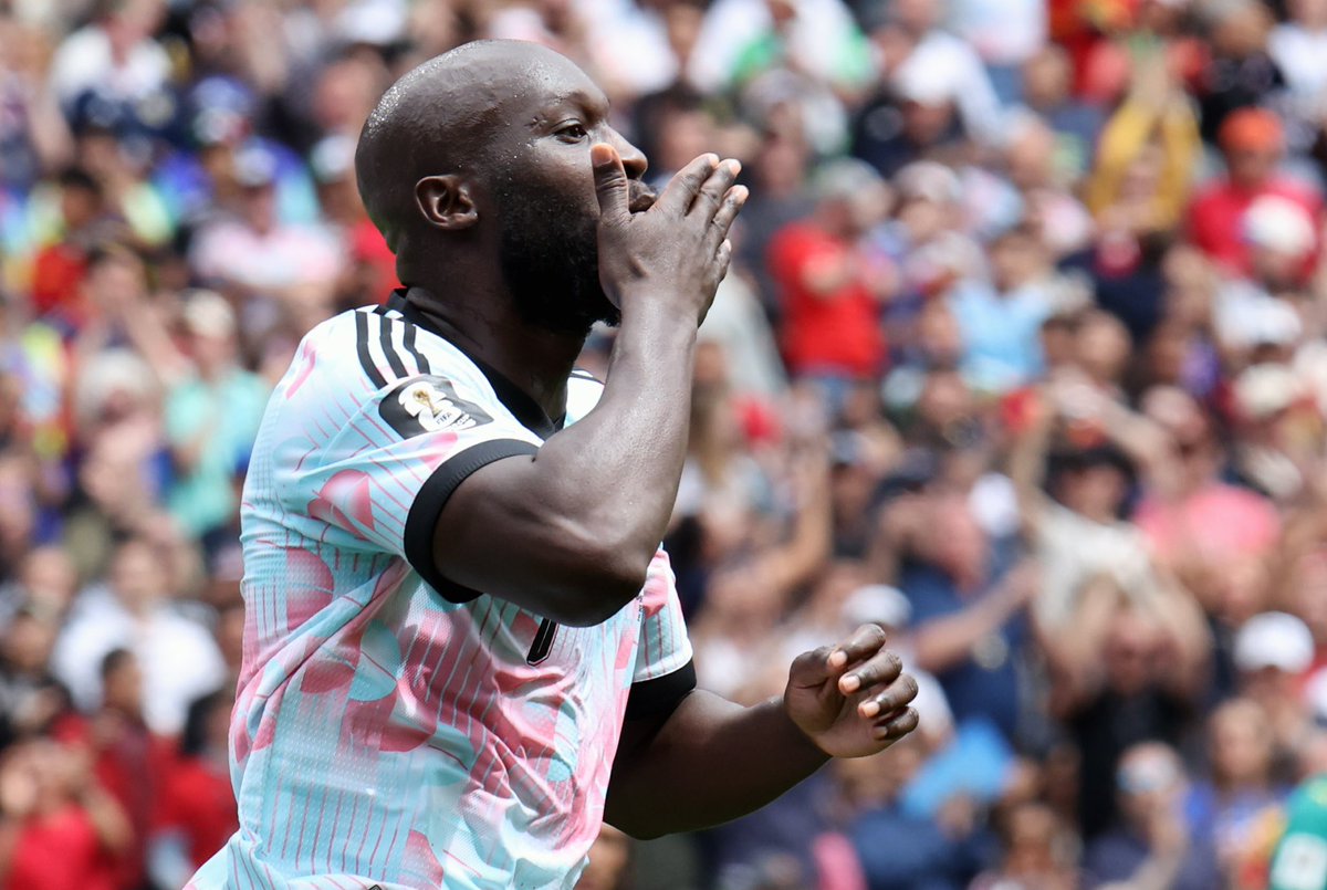 _BeFootball's tweet photo. ON EN PARLE SÉRIEUSEMENT DE LUKAKU 🇧🇪 ???? 😱

Le mec était hors de forme, blessé toute la saison, il revient pour le Mondial mais ne peut pas jouer 90 minutes

Il change tout le match à son entrée en jeu

𝗟𝗘́𝗚𝗘𝗡𝗗𝗘 𝗗𝗨 𝗙𝗢𝗢𝗧 𝗕𝗘𝗟𝗚𝗘. https://t.co/swRw9poGwE
