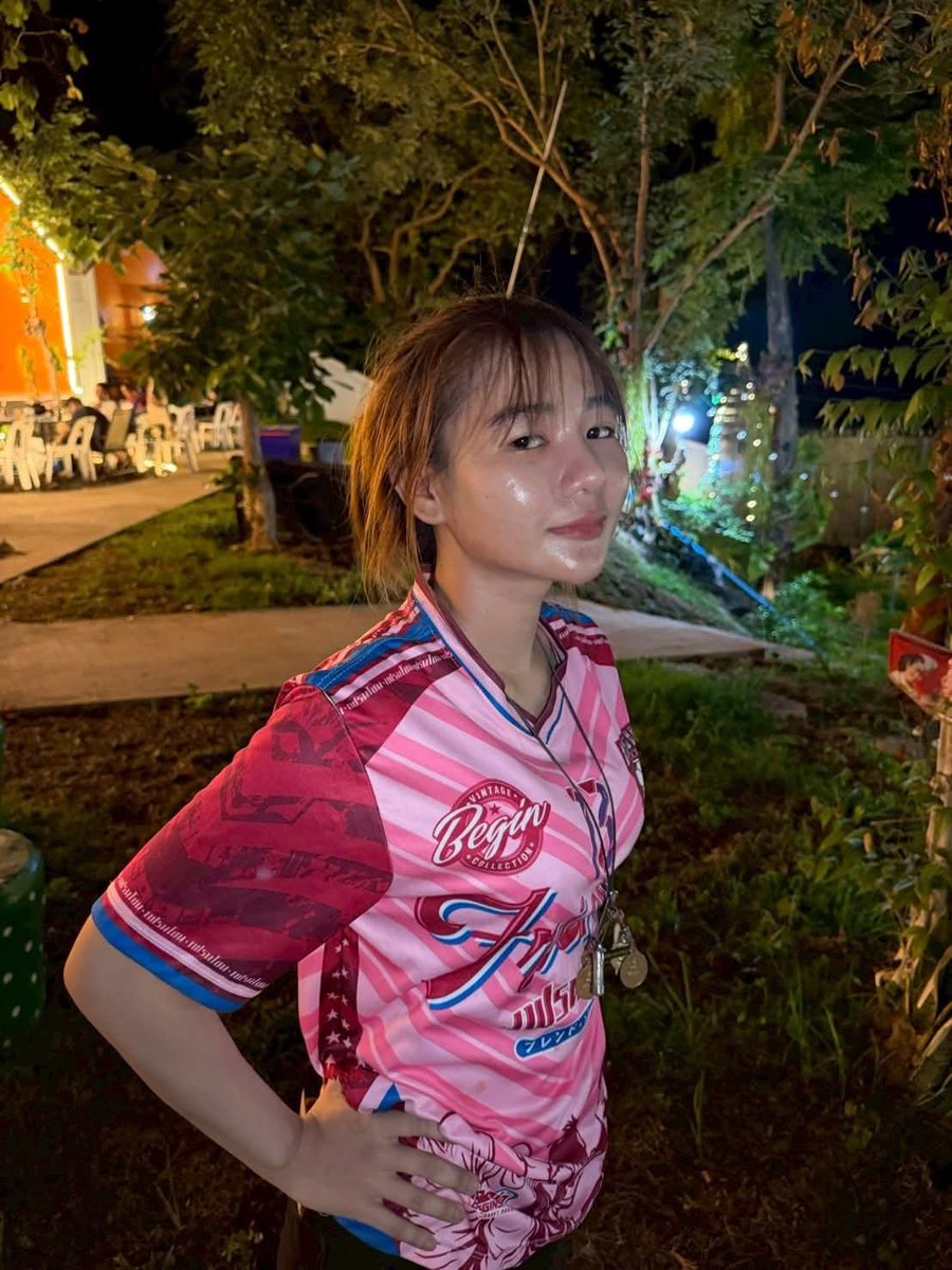 fhasi69's tweet photo. เย็ดนม นมใหญ่ https://t.co/qmNCMl0r0V