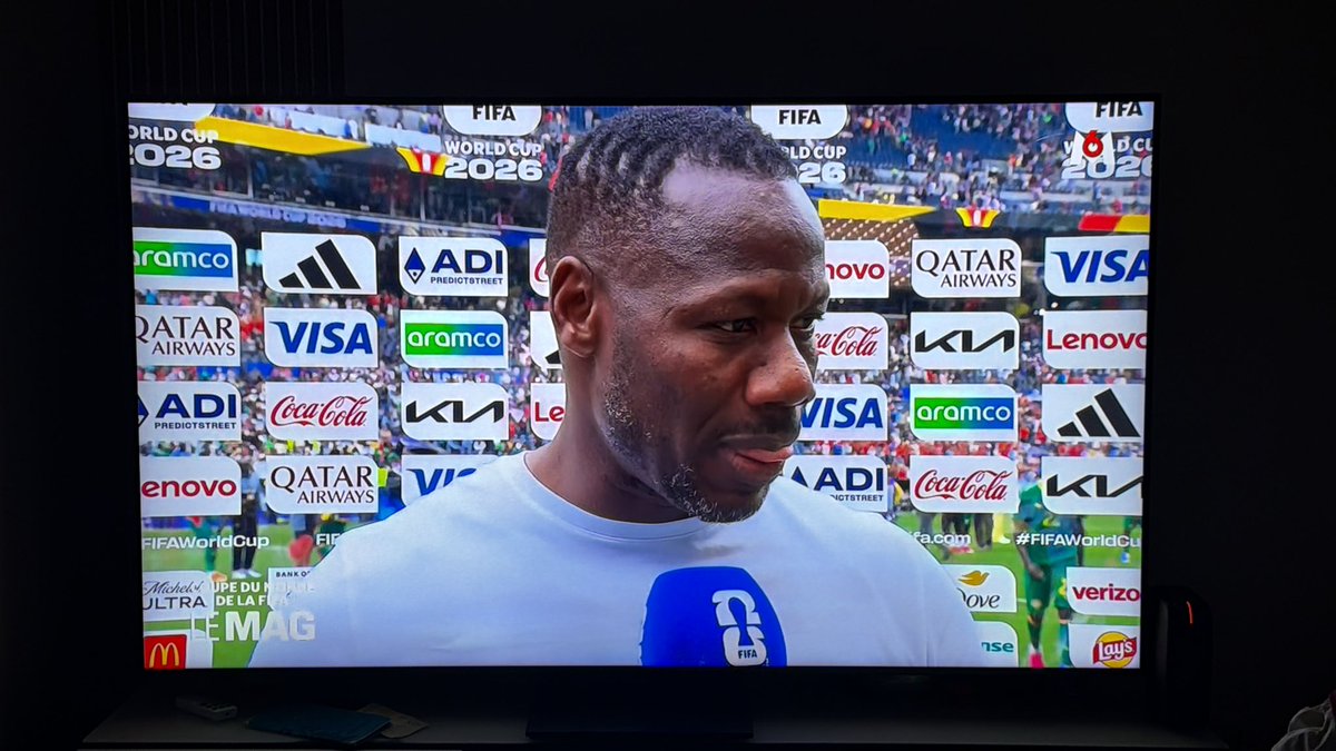 Sniper2Twit's tweet photo. Je n’ai pas sur demander à l’équipe de quitter le terrain quand l’arbitre a décider du penalty, j’aurai du insister comme à la CAN #cdm #SENBEL #Thiaw #Senegal #worldcup https://t.co/eck8oZ650G