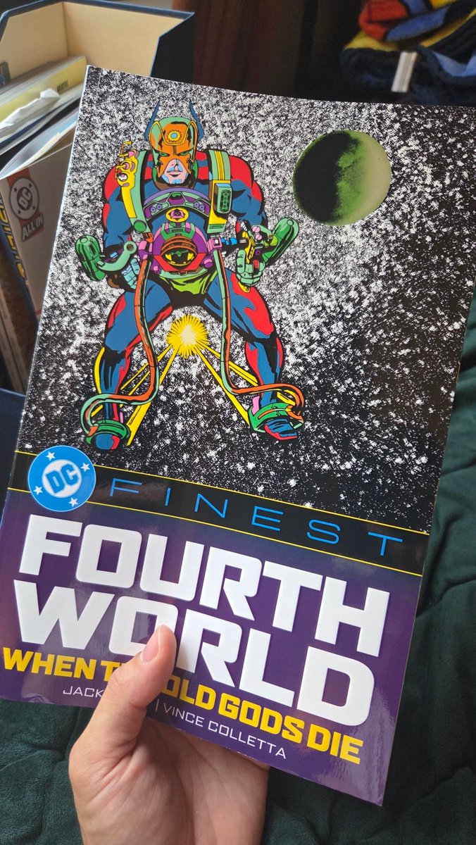 pyroinfusion's tweet photo. Im gonna sit here and read until my comics to read bin is Empty or die trying https://t.co/ViTKJFG3La