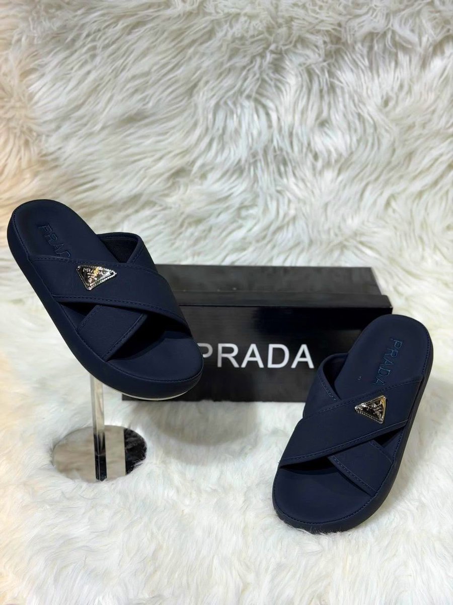SanbellGroupLtd's tweet photo. PRODUCT: PRADA FOOTWEAR

PRICE: 35,OOO NAIRA ONLY

@SanbellGroupLtd 

    Fashion Lovers on 𝕏 

#designer #shoes https://t.co/pA6TqHBfQx