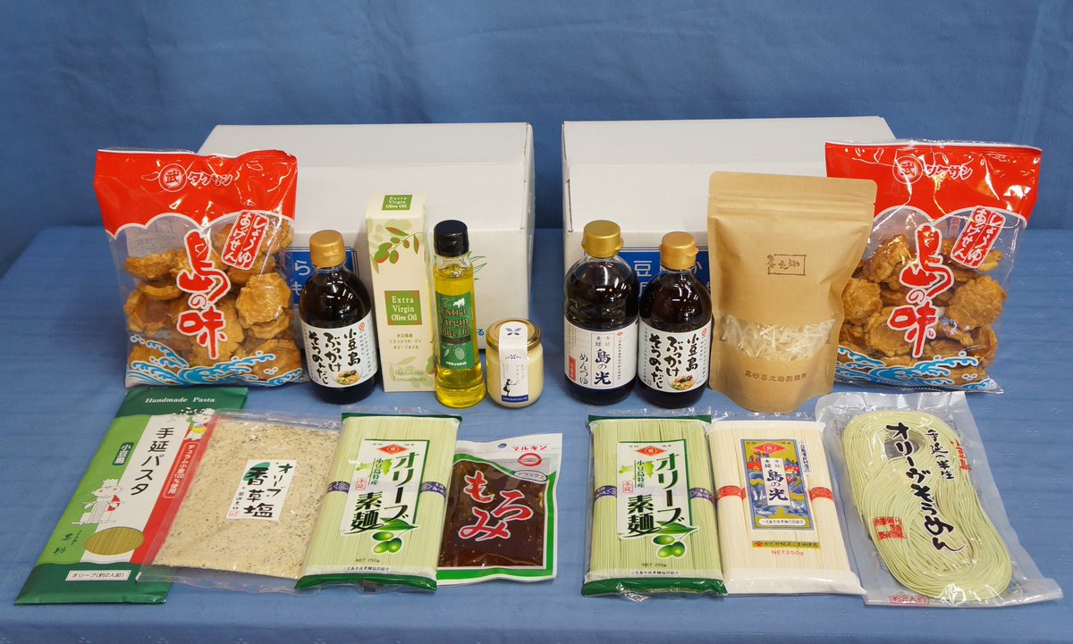 miti_s_furusato's tweet photo. 7月に入り、お中元の発送作業も本格的になってきました。たくさんのご注文有難うございます✨7月31日まで承っていますので、お世話になっている方へ小豆島の味を贈りませんか🎁
➡️https://t.co/JLVF2A0Y7n
#小豆島 #道の駅 #小豆島ふるさと村 #お中元 #ギフト https://t.co/3wJQs0i3Az