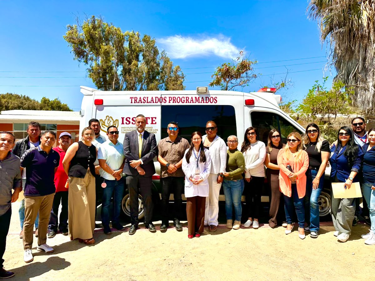 Issste_BCS's tweet photo. Como parte de las acciones para acercar los servicios de salud a las comunidades más alejadas del estado, el subdelegado de Administración del ISSSTE en Baja California Sur, @arturomorell, https://t.co/xI9DYte1ID