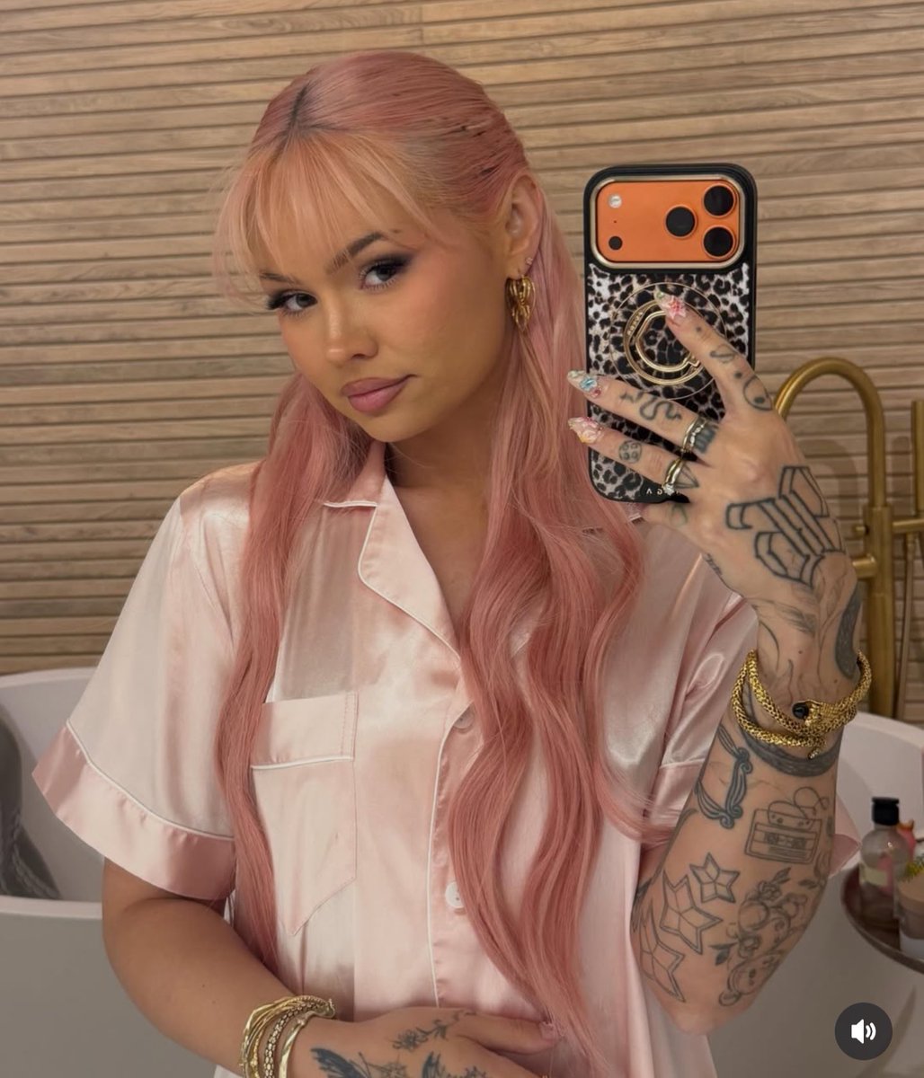 Sofiarose_W's tweet photo. Sorry if I never got to help you out ❤️ im trying my best to please u all but there is so many of yall 🫣 I promise everyone will get a turn, u all deserve pleasure more than I ever will ❤️ #wankchat #wankbattle #goon https://t.co/UJz0h1MEva