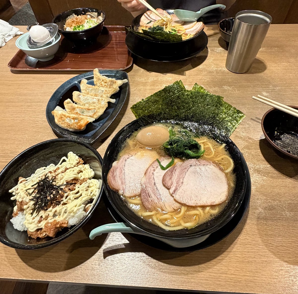 _ko__sui's tweet photo. ここのラーメンまじ美味しい https://t.co/yaQK9p9T6n