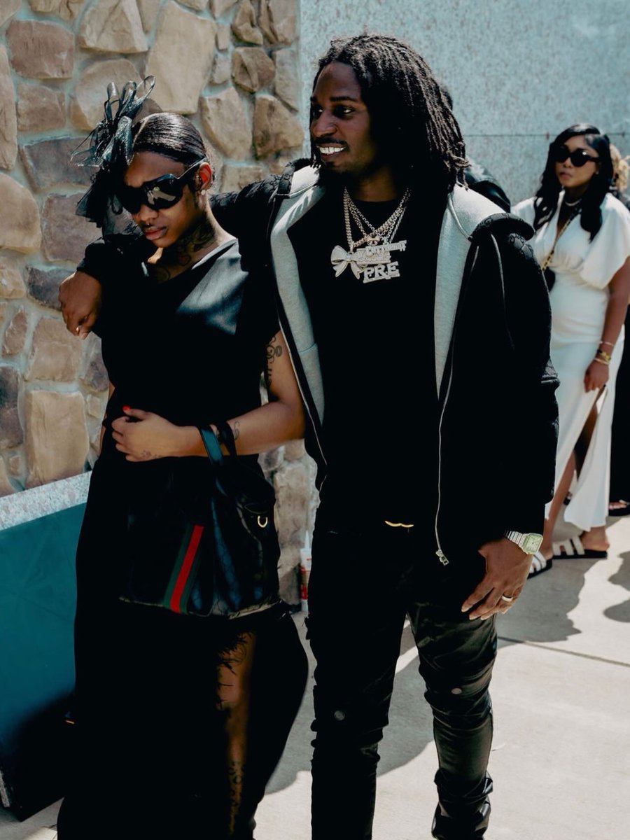 wavecheckers's tweet photo. Sexyy Red attending Tay Keith’s funeral 🙏🏽🕊️ https://t.co/hnPSegOdru
