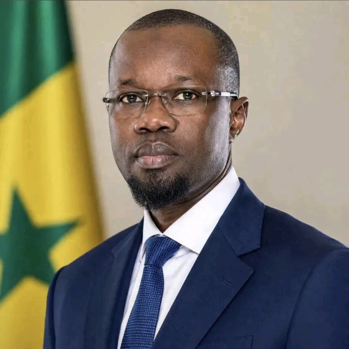 Papino_Design's tweet photo. Concentrons nous sur notre avenir c’est mieux comme ça 🇸🇳❤️👏🏾 https://t.co/rYjcxhpBDk