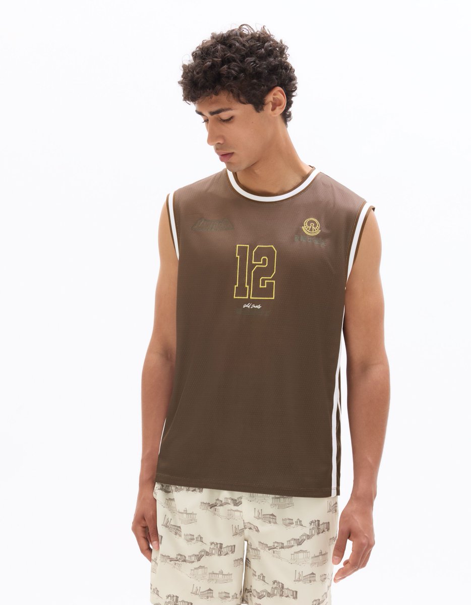 CesarinCool's tweet photo. La empresa francesa Celio está lanzando nueva ropa de Saint Seiya:
- Camiseta sin mangas a 19.99 euros.
Saludos
#saintseiya #seiya #knightsofthezodiac #kotz #loscaballerosdelzodiaco #masamikurumada #聖闘士星矢 #celio https://t.co/OFpYLCq6xq