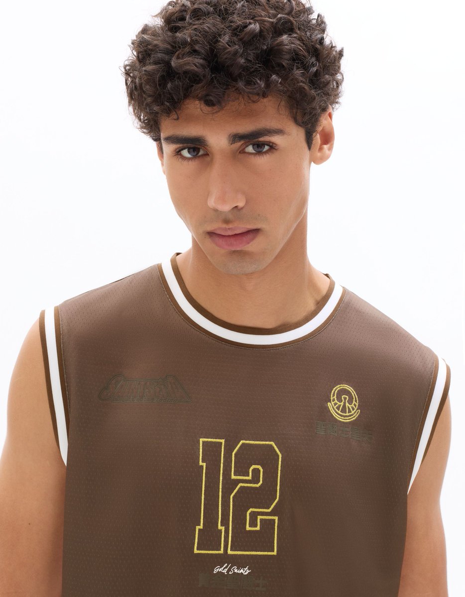 CesarinCool's tweet photo. La empresa francesa Celio está lanzando nueva ropa de Saint Seiya:
- Camiseta sin mangas a 19.99 euros.
Saludos
#saintseiya #seiya #knightsofthezodiac #kotz #loscaballerosdelzodiaco #masamikurumada #聖闘士星矢 #celio https://t.co/OFpYLCq6xq
