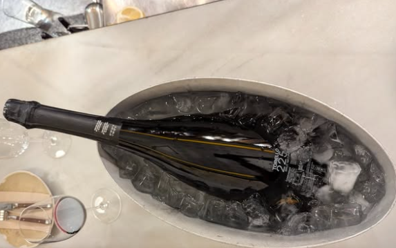 Sobrelias_'s tweet photo. Torelló 225 Brut Nature 2018, un espumoso de larga crianza con alma de gran vino @TorelloViticult #cata #Cava by #Denassus https://t.co/y6k4uyiBYO #wine #sparkling #winelover https://t.co/RlSPmuEJzc https://t.co/RnDs1Atvq2