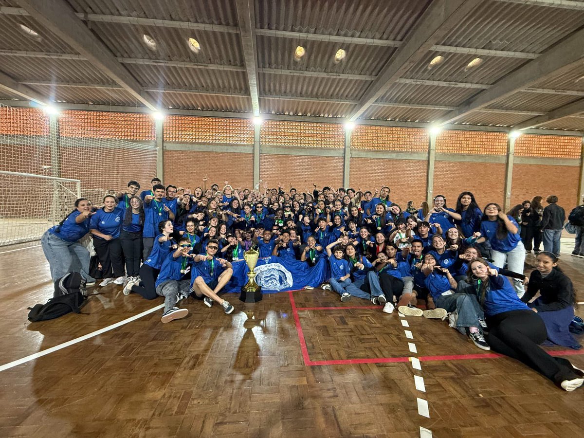laanasantt's tweet photo. os dias de luta chegaram, mas ouve um tempo… #saudade https://t.co/RY6uTnDk5y