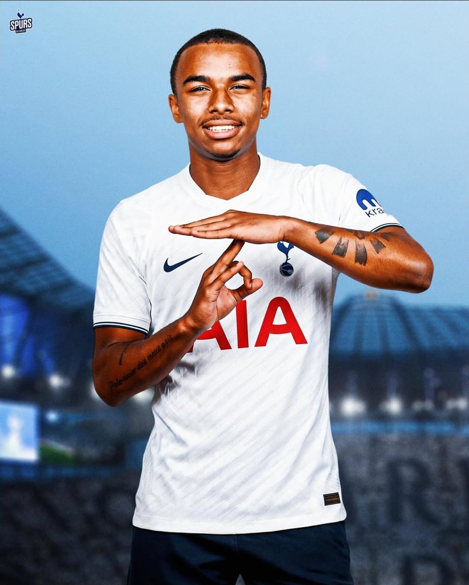 KrrishFT's tweet photo. 🚨 | BREAKING : ELI JUNIOR KROUPI 🇫🇷

Tottenham Hotspur have concrete interest in Eli Junior Kroupi and have already made enquiries to Bournemouth! 🇫🇷🚨⚪️#THFC

Spurs have made initial contacts with AFC Bournemouth to understand the conditions of a potential deal, with the current demand being a package worth around €100m this summer. 💰💥

Tottenham Hotspur are also expected to hold talks with Eli Junior Kroupi and his representatives in the coming hours to understand the player's interest in a move, also his contract demands. 🤝🏻👀

Eli Junior Kroupi is one of the concrete names on Tottenham Hotspur's attacking shortlist, with Roberto De Zerbi appreciating the French forward and approving the potential signing. ✅️⚪️

Nothing is advanced or agreed at this stage, with the deal currently in its early phases and only enquiries made between the clubs. ⏳️🤝🏻

No official negotiations are ongoing as of now, but the situation remains open. One to keep a close eye on. 🚨💥