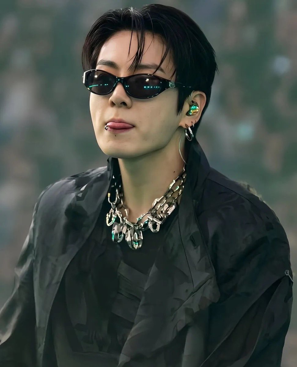 di0rxcslv's tweet photo. #JUNGKOOK_WORLDTOUR https://t.co/YknkFuNdJs