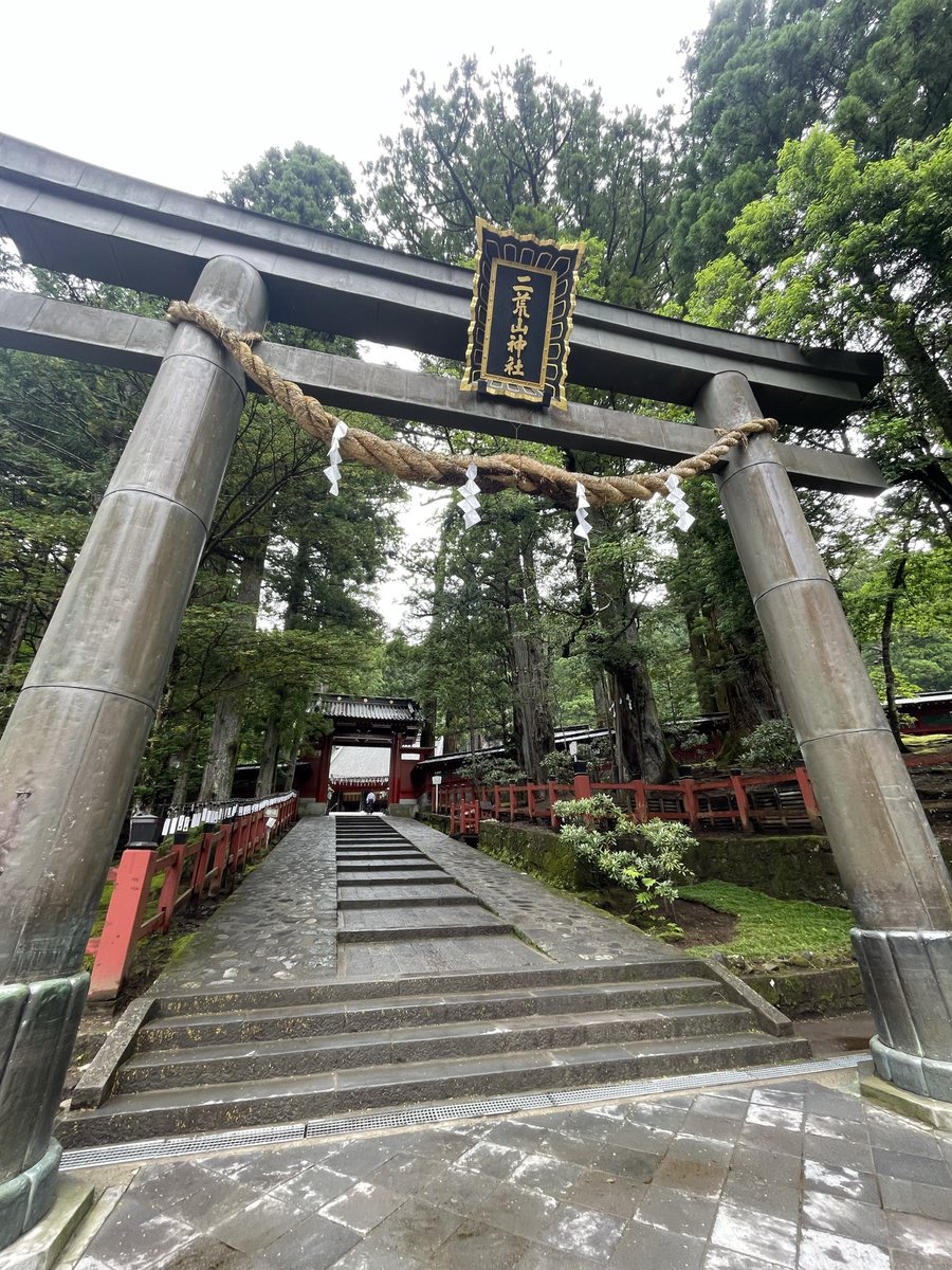 mayupon_www's tweet photo. #縁結び
#縁切り榎

日光で必死？に縁結びをお願いした数日後…

財布に付けてた板橋にある縁切り榎の根付けが切れた

今まで縁切り榎に何度もお願いに行ったけどこんな事無かったからちょっとびっくり

縁結びの為の悪縁切りが出来た？て事で良いのかなー？

マジで腐れ男子多いんですけど😭 https://t.co/3dpjZMAgB7