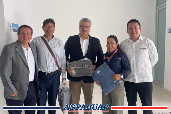 aspabuap's tweet photo. Visitamos a nuestras y nuestros compañeros académicos de la Facultad de Ingeniería de la BUAP, a quienes felicitamos de manera directa con motivo del Día de la y del Ingeniero.

#SomosUnaGranFamilia https://t.co/Dpd0YJwKIb