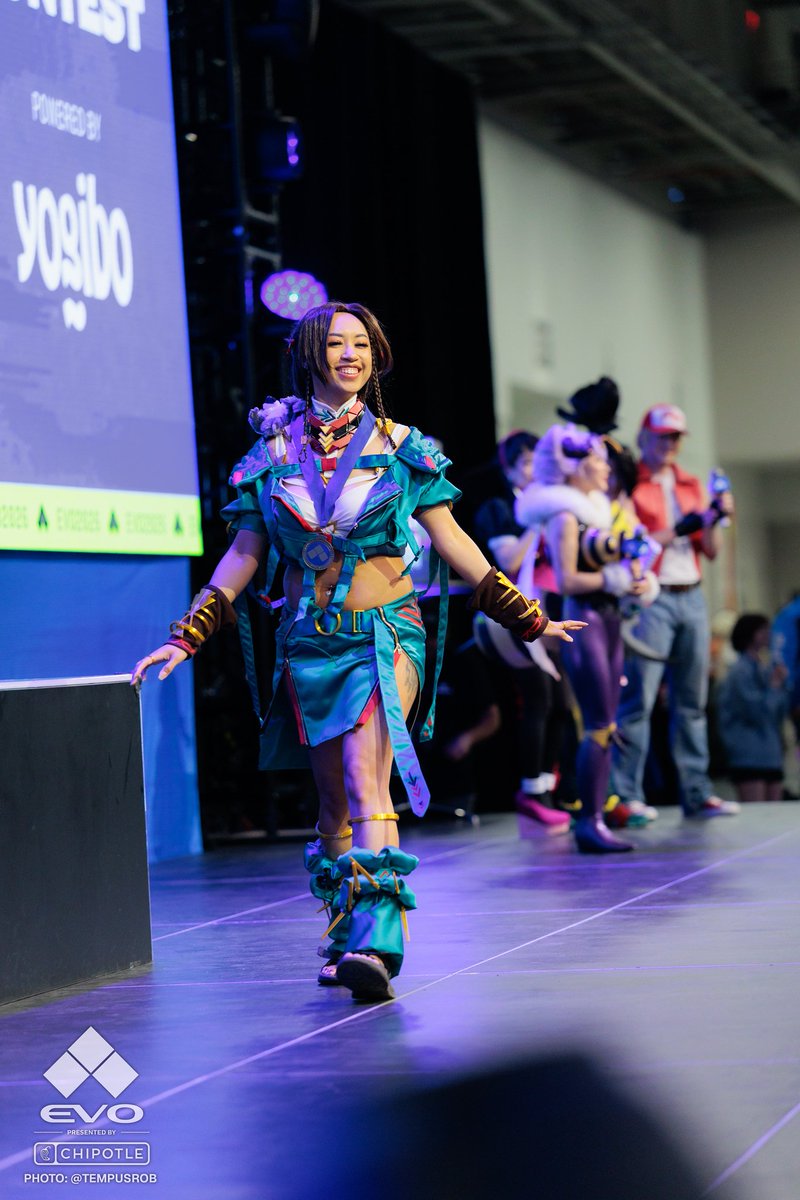 KpopHwani's tweet photo. At this point in my fgc career, I'm just tagging along to see her get the recognition she deserves for all her hard work. 

Thank you @VampyBitme for the love~
And thank you @tempusrob for the awesome photos as always https://t.co/MFNd436fEJ