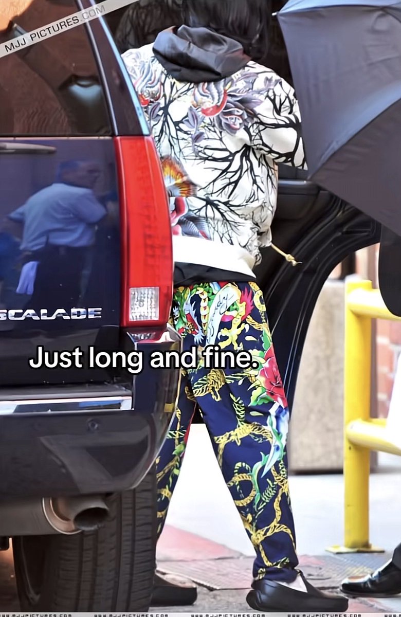 myaurbation's tweet photo. big pa wearing ed hardy yall not fucking with him! https://t.co/ZgOsOIzqqw