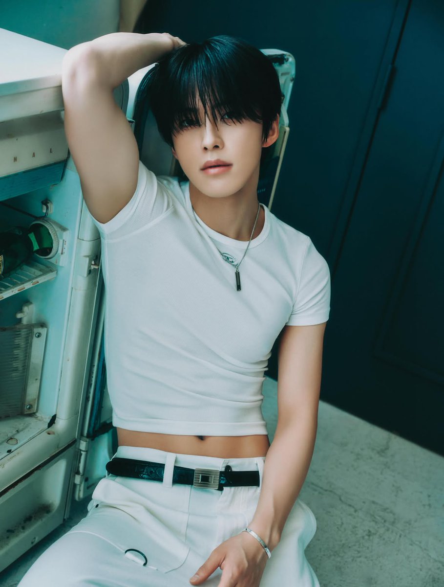 sara_junjunki's tweet photo. 朝からCanCamの白衣装純喜さん見てしまい、、、

https://t.co/EYWhp4Uk9b

#JO1 #河野純喜
#JI_BLUE https://t.co/5y7xvMk9pn