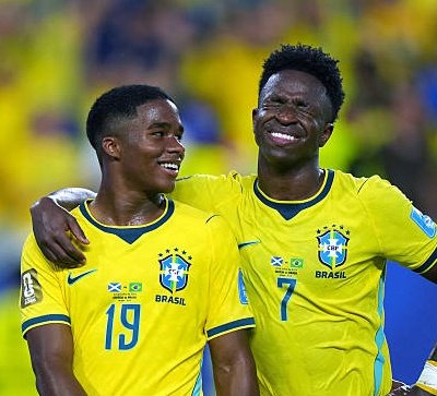 NJanfren's tweet photo. Na boa, estamos vivendo a MELHOR COPA DO MUNDO da história.

Só tem jogo foda.
Resenha absurda.
Vários europeus se fudendo.
Brasil jogando muito e honrando a camisa.
A maioria dos brasileiros unidos, apoiando e zoando todo mundo.

Só falta o Hexa mesmo pra ser inesquecível... https://t.co/r4qfBXSndx