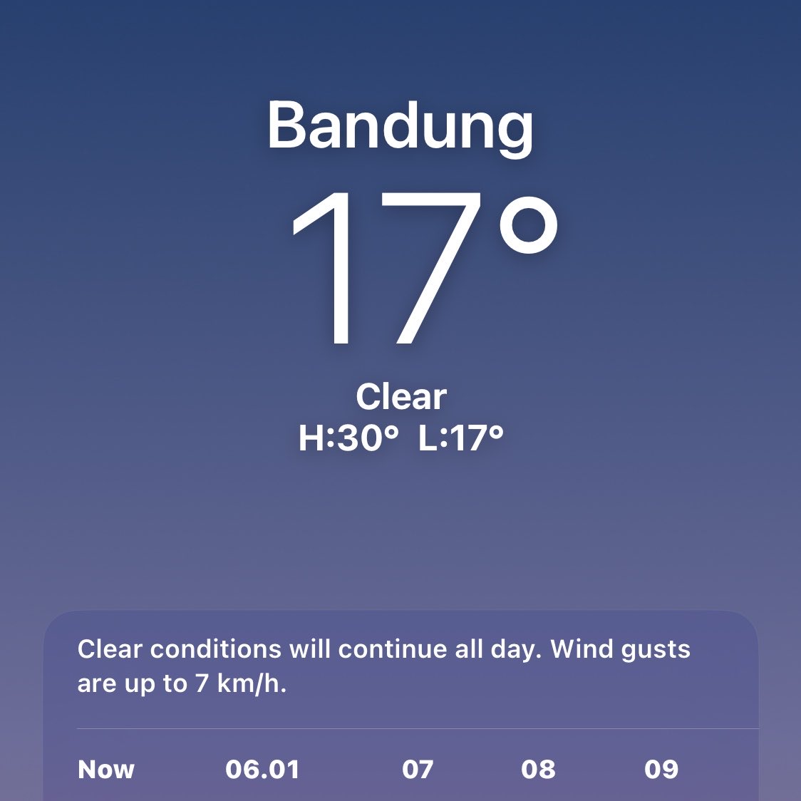 playneit's tweet photo. i’m freezing https://t.co/k8XAG4j3wo