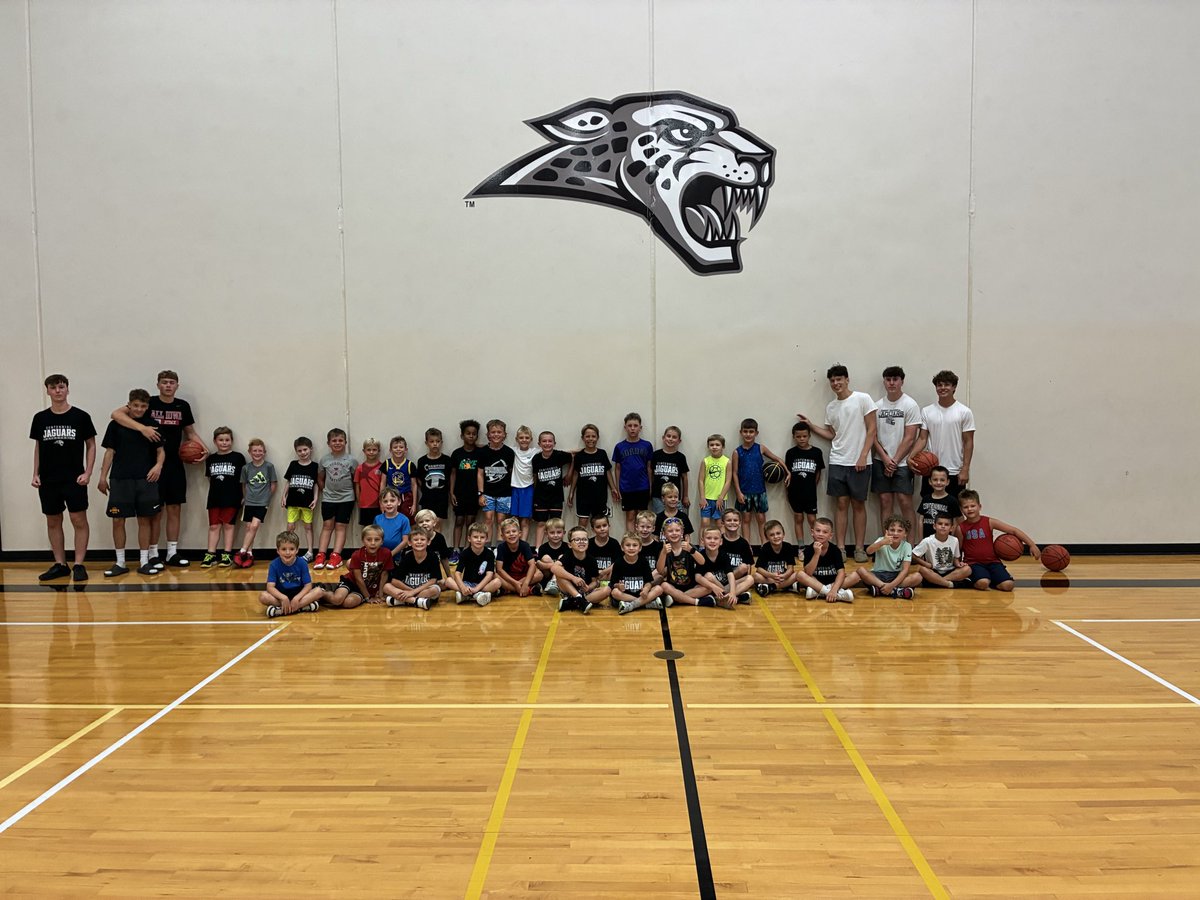 ACHS BOYS BASKETBALL tweet media