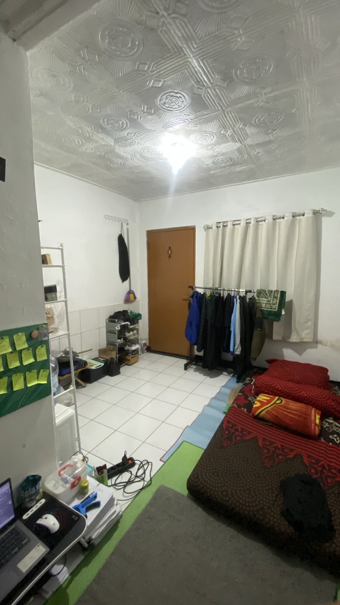 battlsy's tweet photo. Kosan Campur Dekat UPI
 Overkost 3 Bulan 
Kamar Mandi Dalam
Akses 24 jam
Parkiran Motor
Lemari, Kasur, Meja Belajar
Ada wifi 5G
750/bulan
Lokasi Belakang Alfamart KPAD

wa 085860921489

#kos #bulan #upi https://t.co/sANocE3wkQ