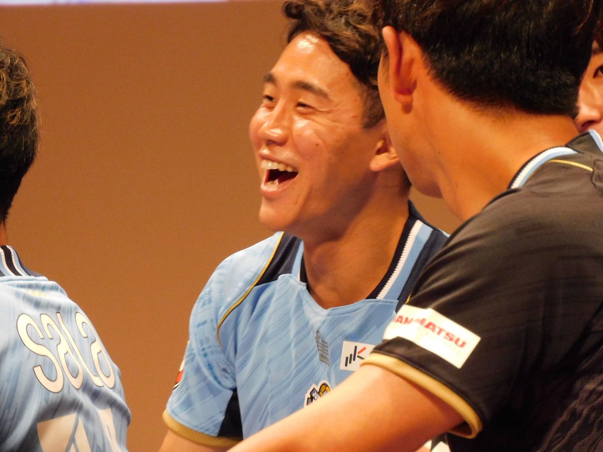 _ri_96's tweet photo. みんなの笑顔がたくさん見られました🧏🏻‍♀️
 #ジュビロ磐田  #jubilo https://t.co/wiDzOyAfhY