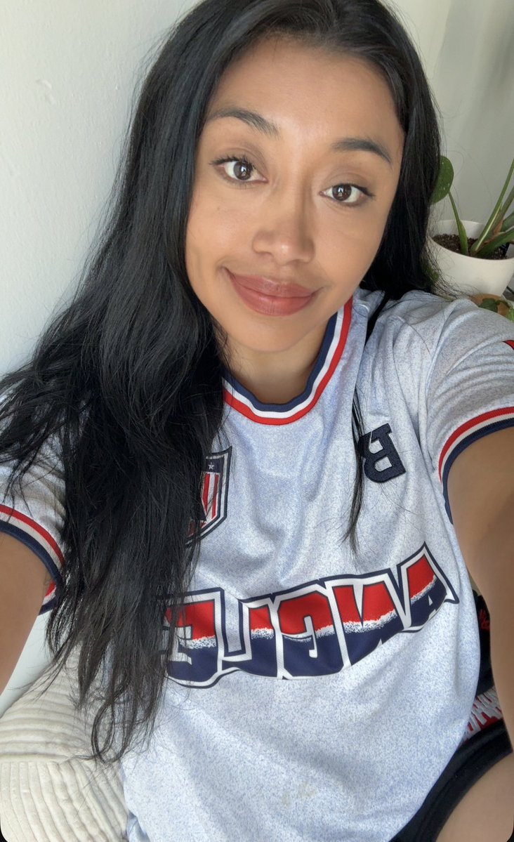 minnieportable's tweet photo. I'll be live for Dynamite &amp; USA vs Bosnia tonight! https://t.co/yiGvG7JqRa